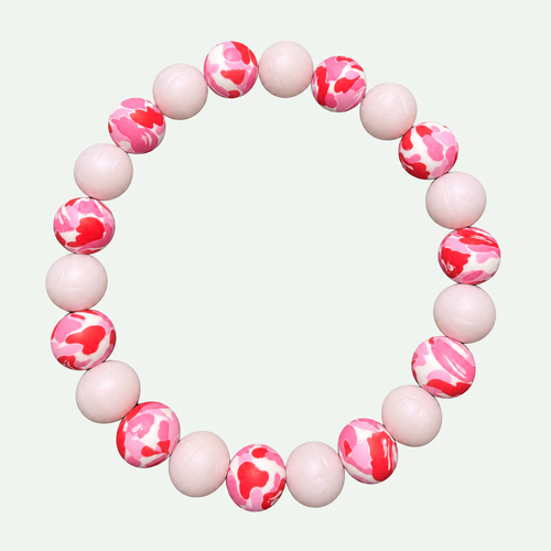 Roze camo kralen halsband salie groen achtergrond